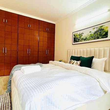Olive Serviced Apartments - New Friends Colony นิวเดลี ภายนอก รูปภาพ